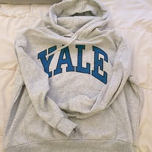 Yale H&M hoodie